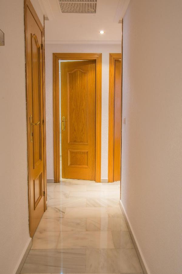 Ibericabeds Rejas Basic Apartment กรานาดา ภายนอก รูปภาพ