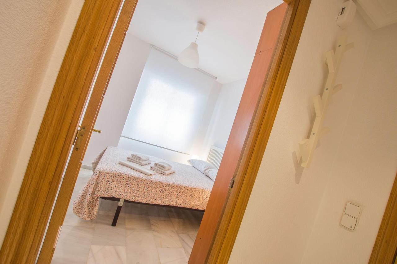 Ibericabeds Rejas Basic Apartment กรานาดา ภายนอก รูปภาพ