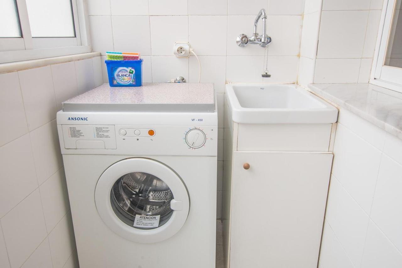 Ibericabeds Rejas Basic Apartment กรานาดา ภายนอก รูปภาพ